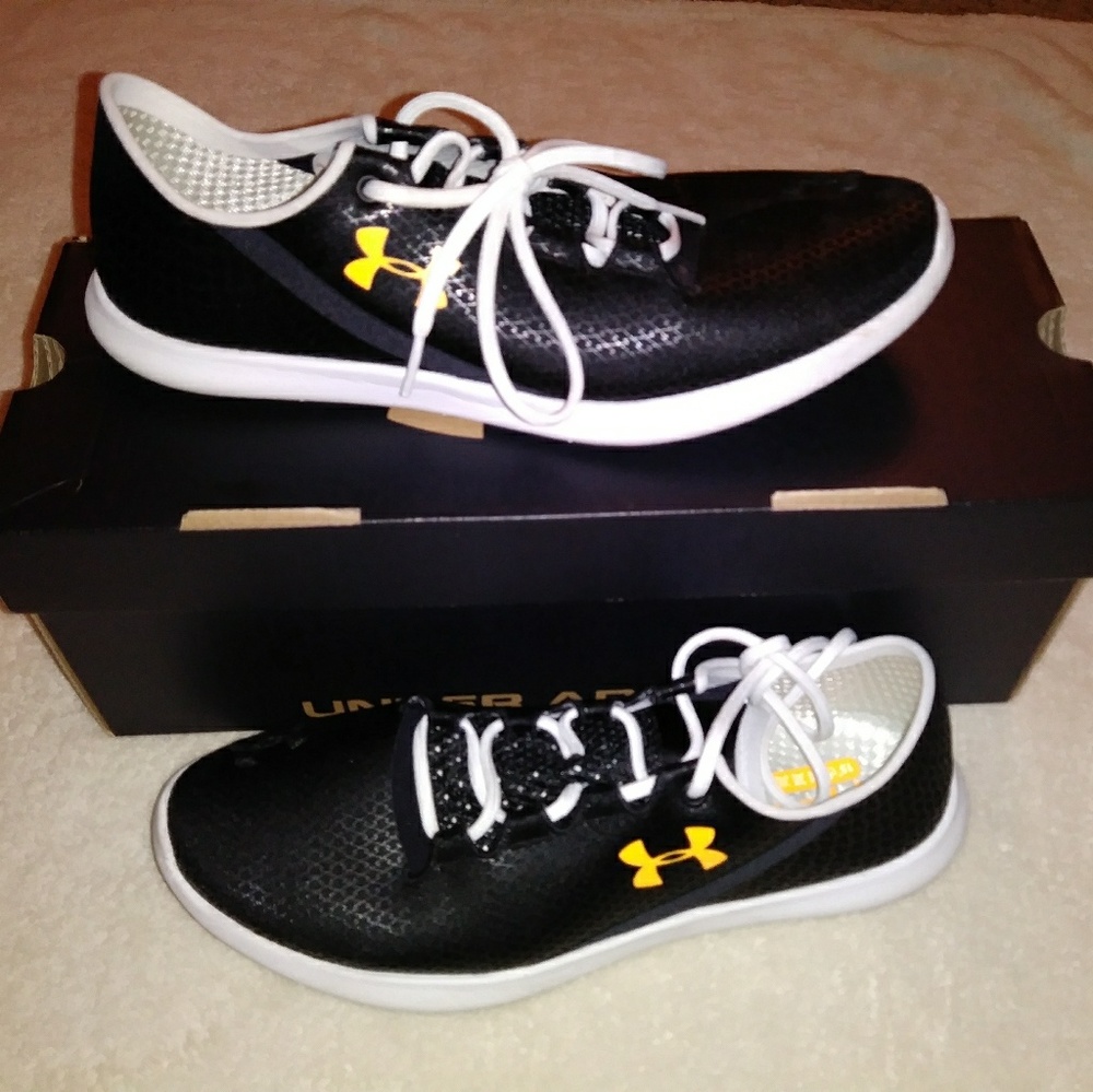 Under Armour Studiolux